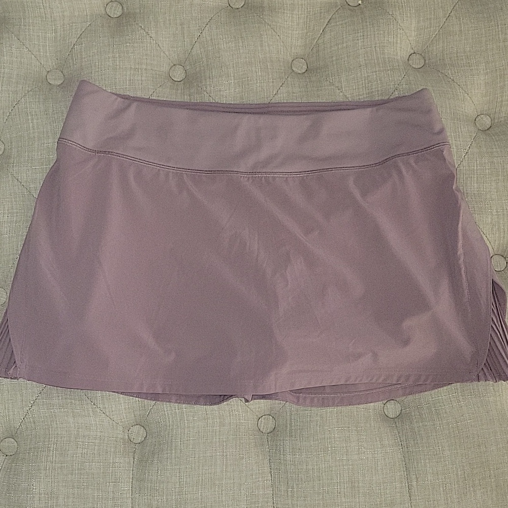 Lululemon Play Off The Pleats Skirt tennis skort Vintage mauve Sz 10